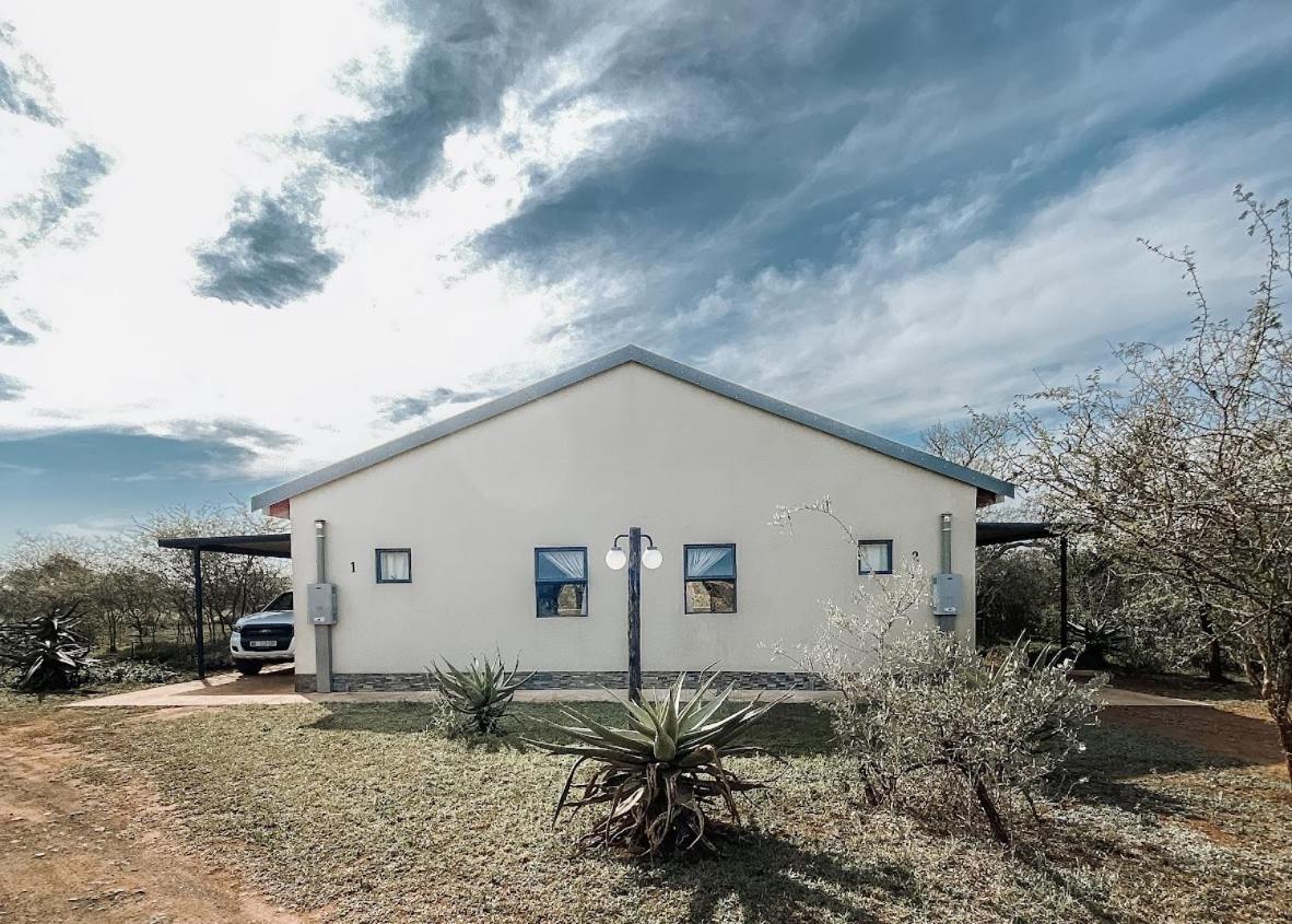 Umkhaya Lodge Mkuze Extérieur photo